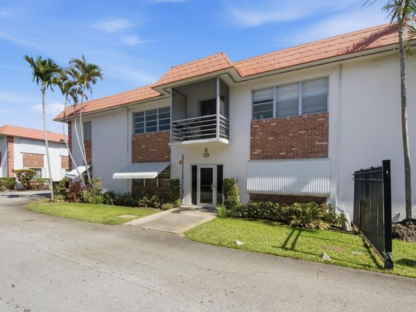 3550 NW 8th Avenue, Unit 812, Pompano Beach, FL 33064