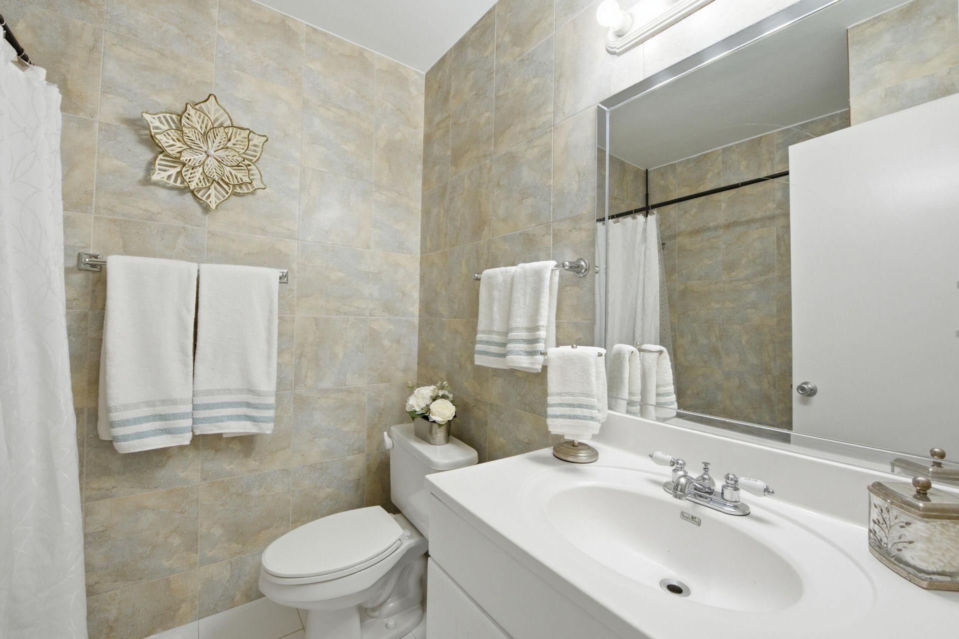 3550 NW 8th Avenue, Unit 812, Pompano Beach, FL 33064 Photo