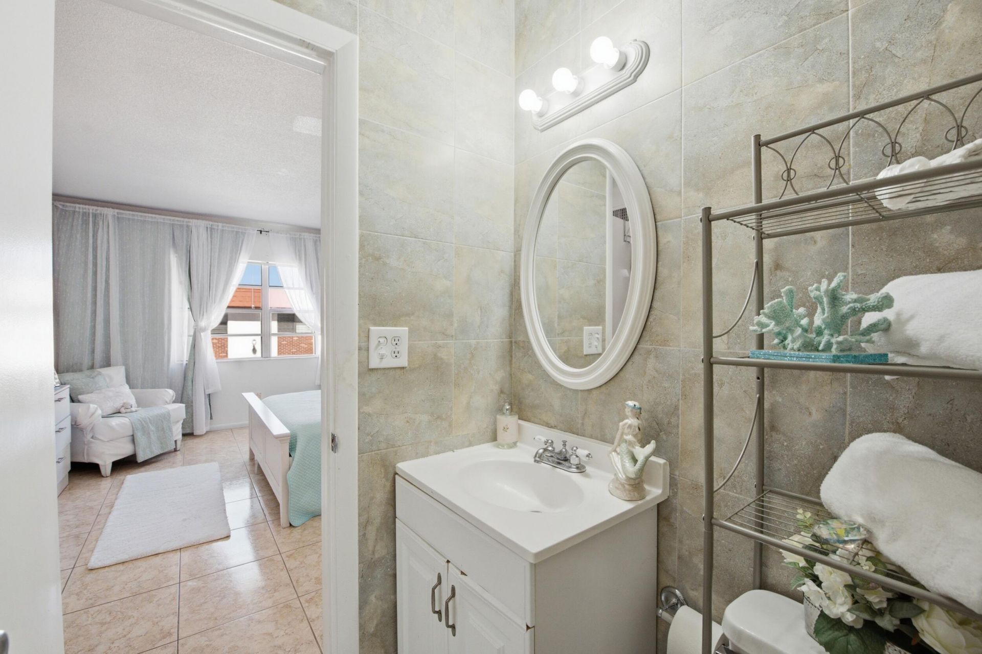3550 NW 8th Avenue, Unit 812, Pompano Beach, FL 33064 Photo