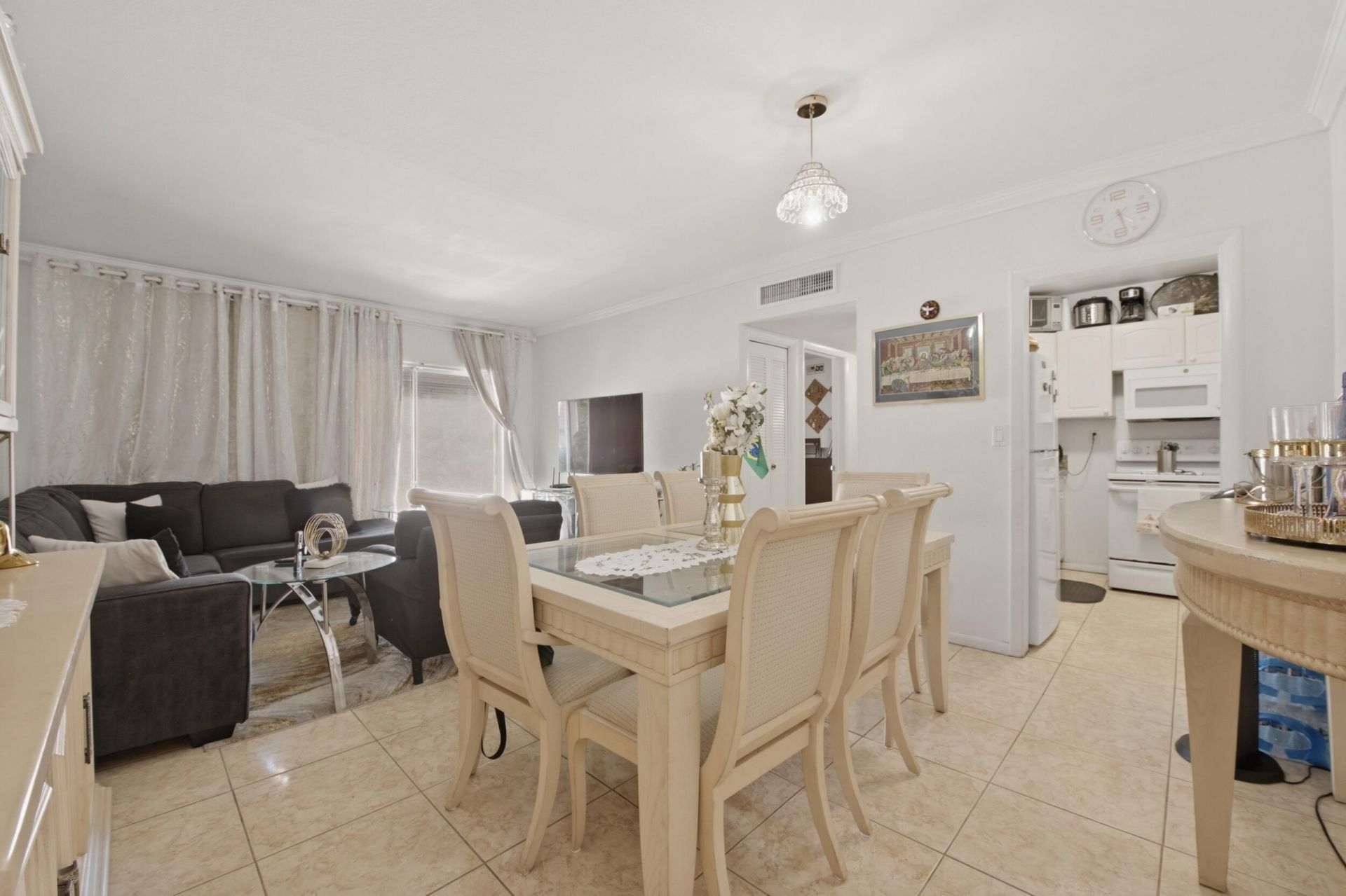 3550 NW 8th Avenue, Unit 812, Pompano Beach, FL 33064 Photo
