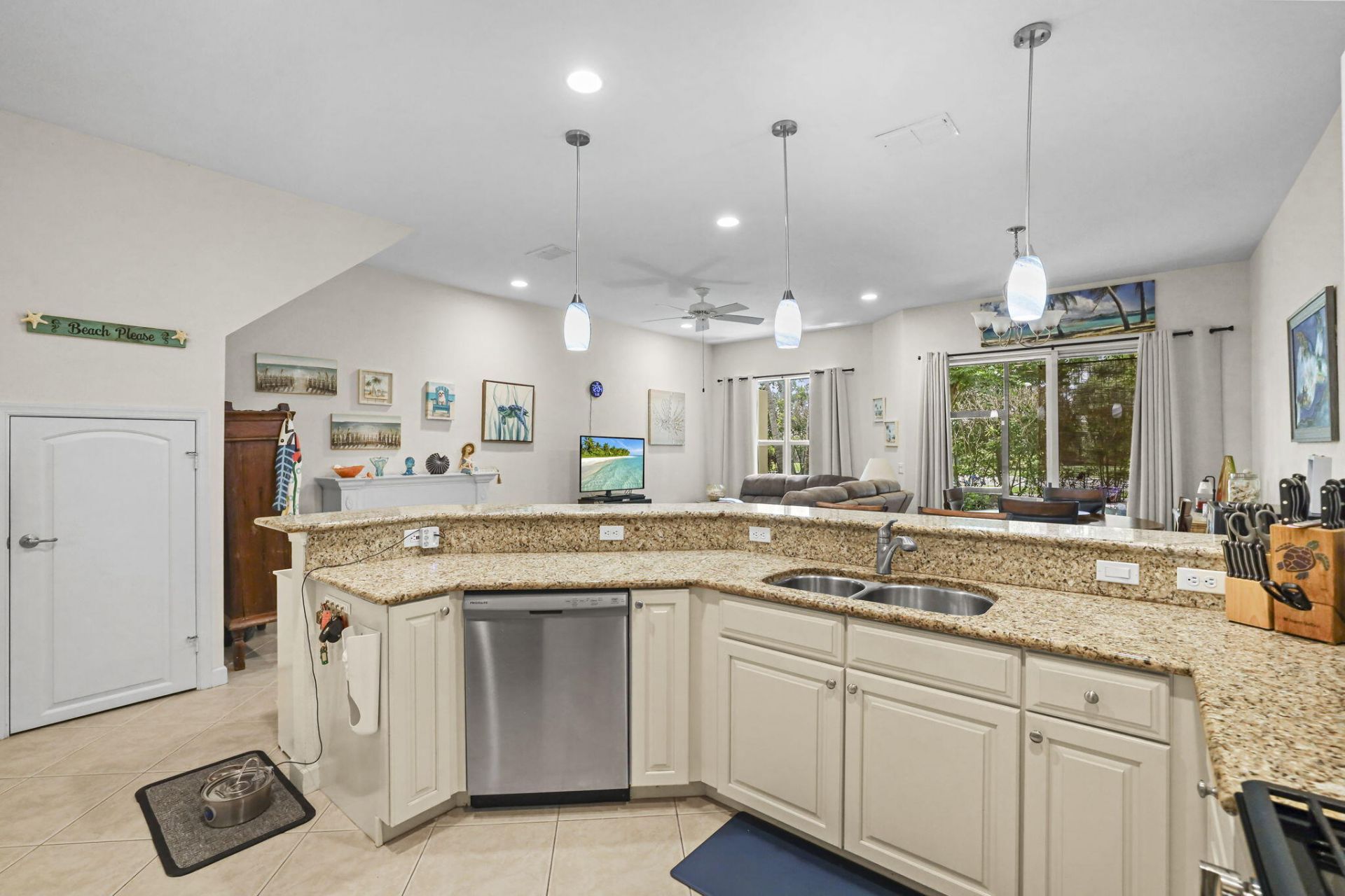 6179 NW Helmsdale Way, Port Saint Lucie, FL 34983 Photo