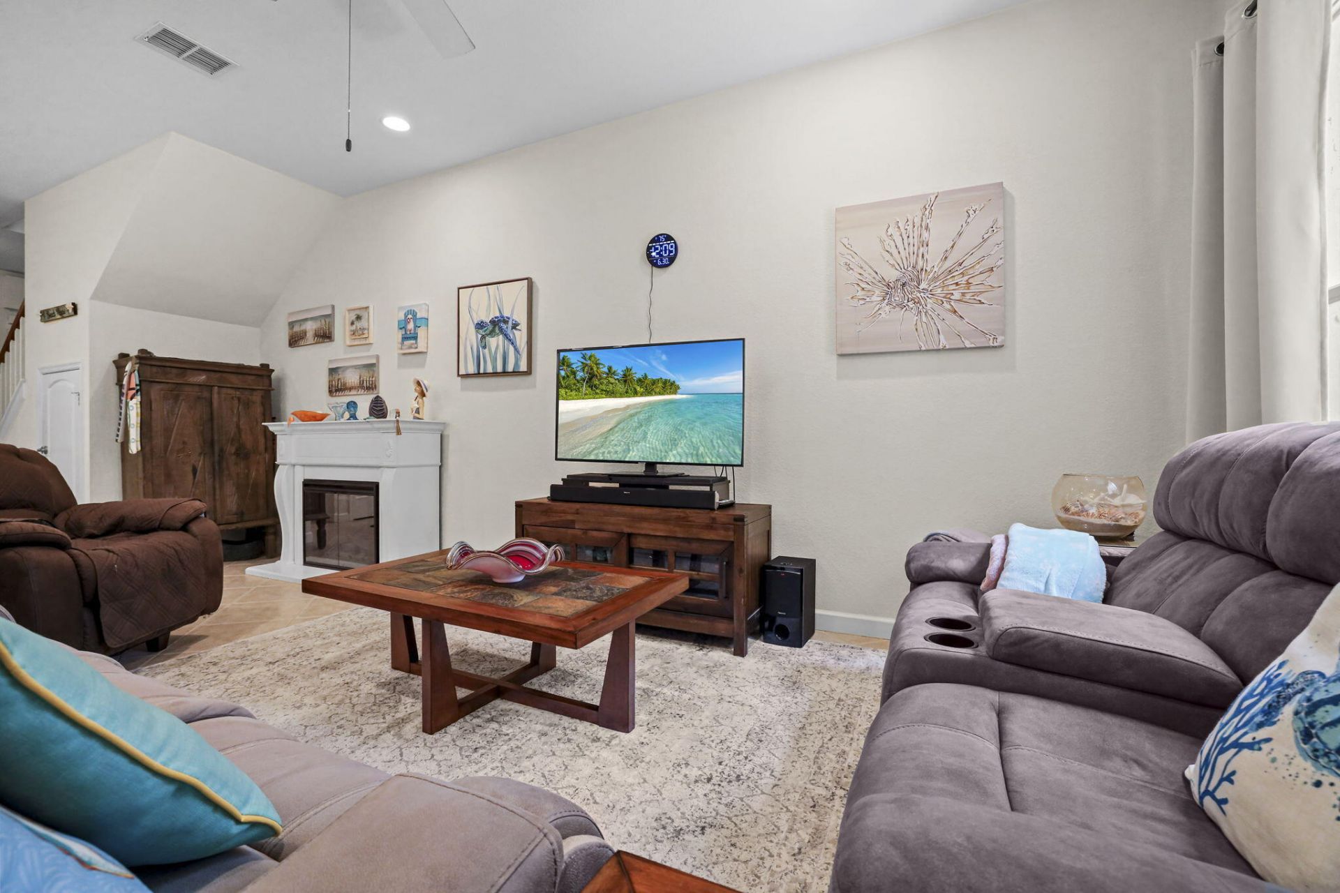 6179 NW Helmsdale Way, Port Saint Lucie, FL 34983 Photo