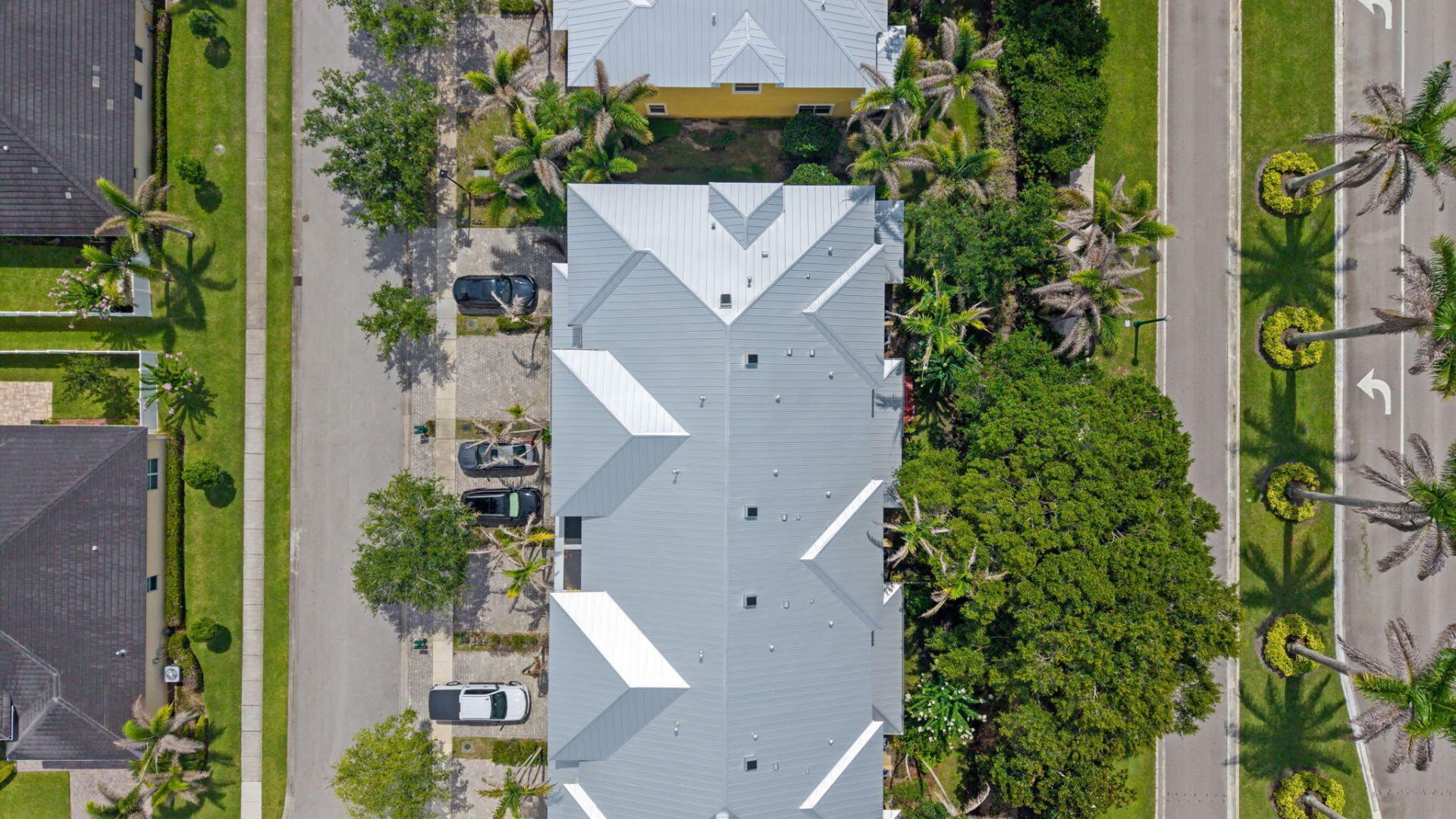6179 NW Helmsdale Way, Port Saint Lucie, FL 34983 Photo