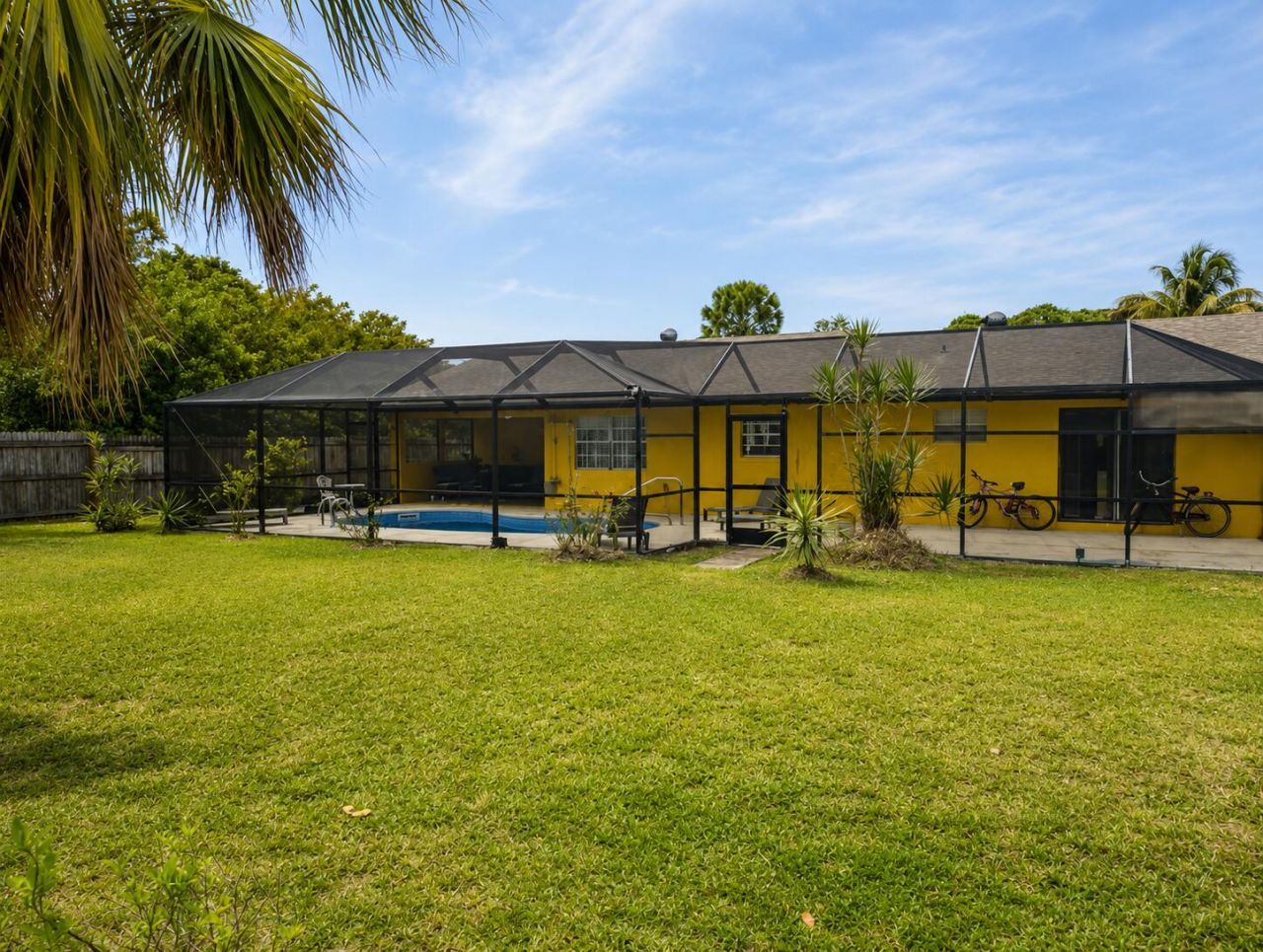882 SE Walters Terrace, Port Saint Lucie, FL 34983 Photo