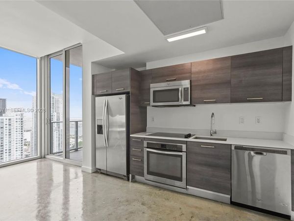 151 SE 1st St , Unit PH04, Miami, FL 33131