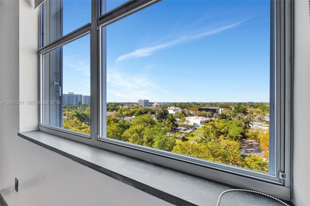 11111 Biscayne Blvd , Unit 9B(928), Miami, FL 33181 Photo