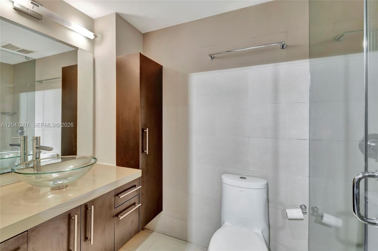 11111 Biscayne Blvd , Unit 9B(928), Miami, FL 33181 Photo