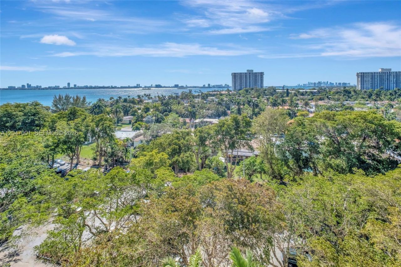11111 Biscayne Blvd , Unit 9B(928), Miami, FL 33181 Photo