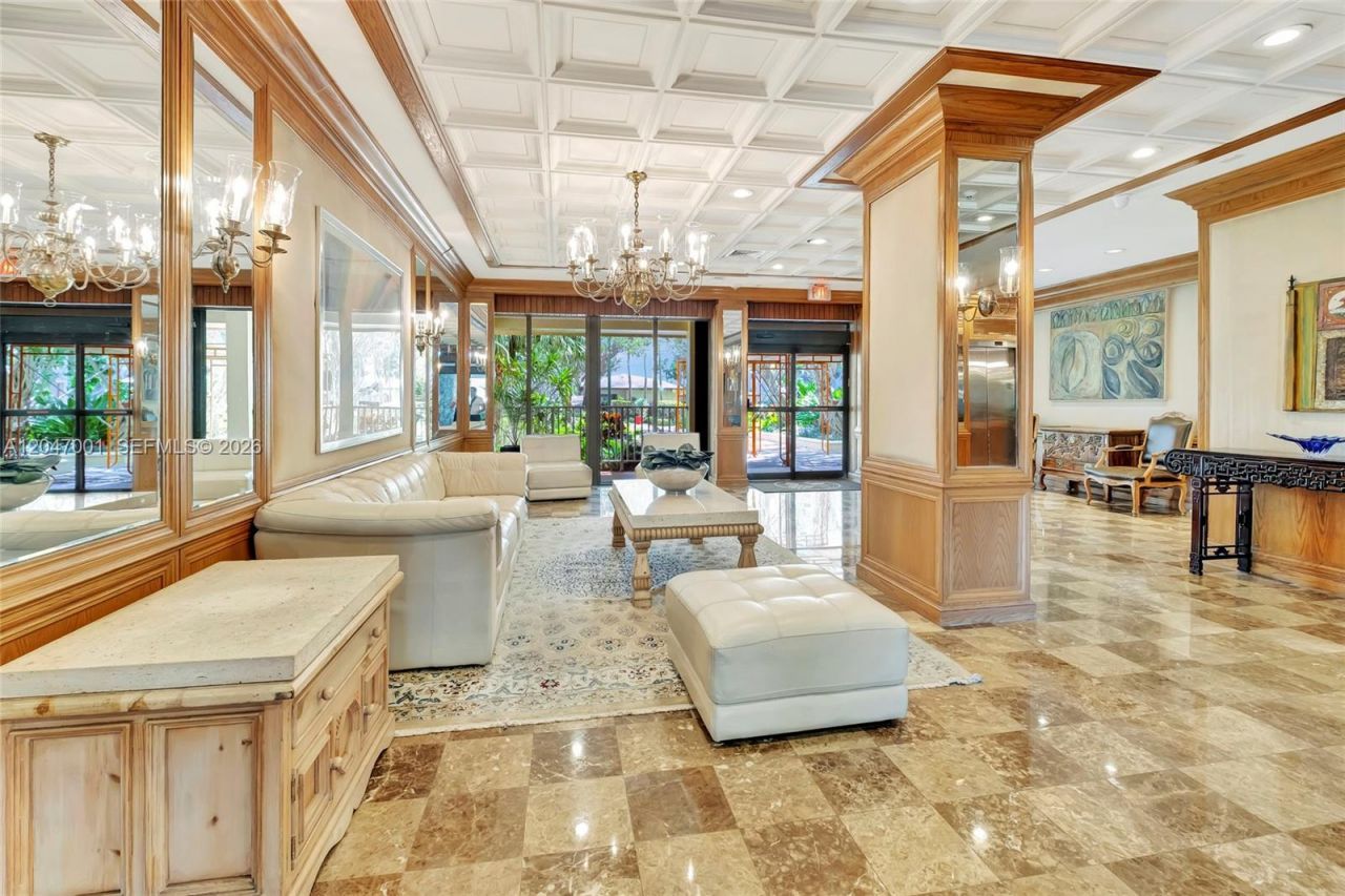 11111 Biscayne Blvd , Unit 9B(928), Miami, FL 33181 Photo
