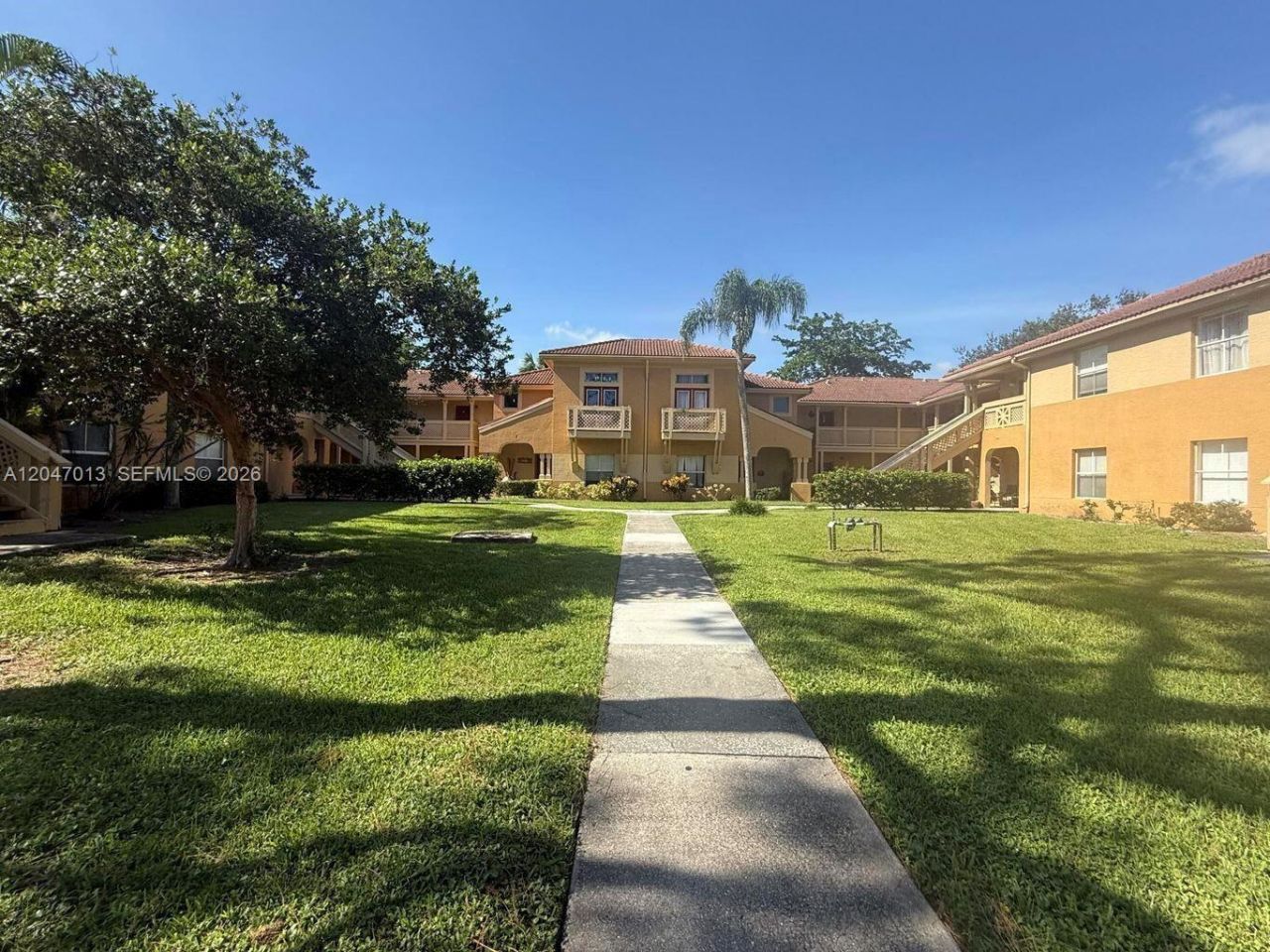 4807 Via Palm Lks , Unit 1520, West Palm Beach, FL 33417 Photo