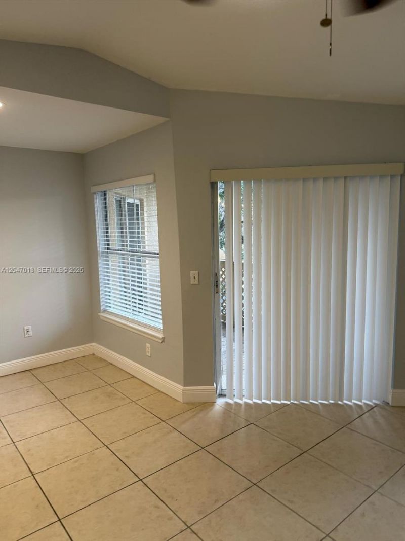 4807 Via Palm Lks , Unit 1520, West Palm Beach, FL 33417 Photo