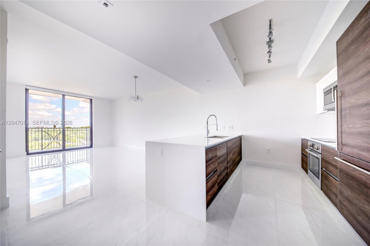 301 Altara Ave , Unit 733, Coral Gables, FL 33146 Photo