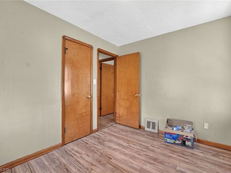 15916 Edgewood Avenue, Maple Heights, OH 44137 Photo 13