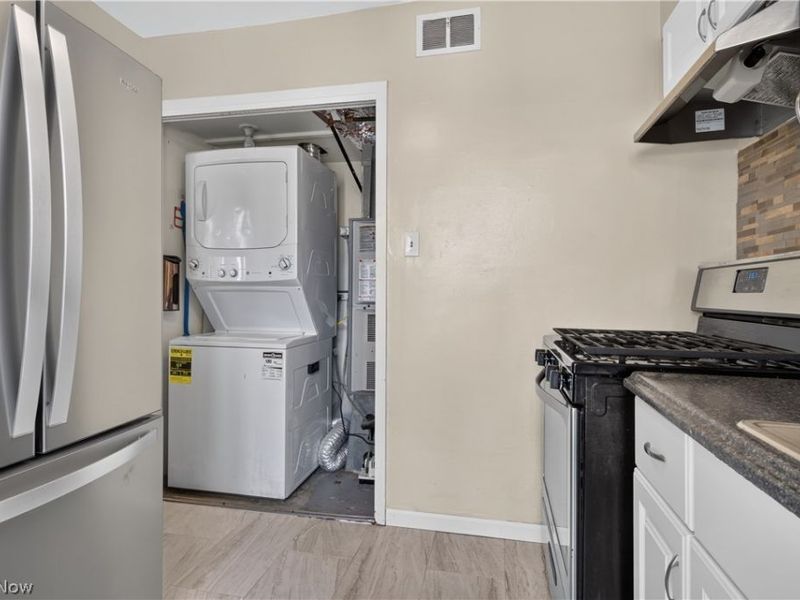 314 E 235th Street, Euclid, OH 44123 Photo 6