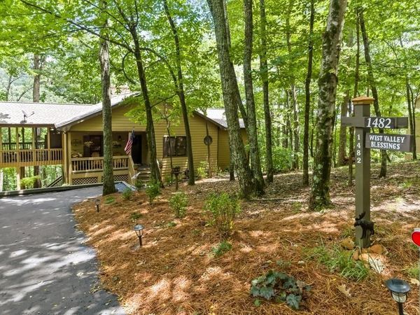 1482 Valley View Drive , Big Canoe, GA 30143