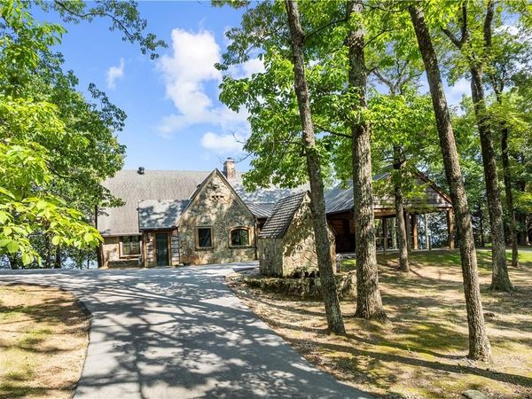 283 S Brow Drive , Menlo, GA 30731