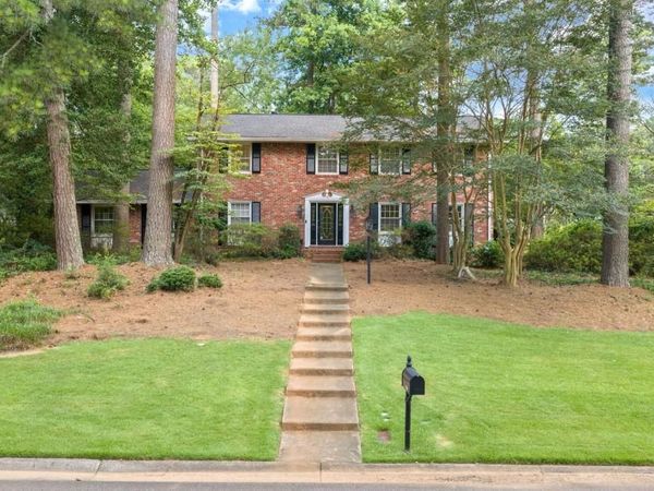 4259 Huntington Circle , Dunwoody, GA 30338