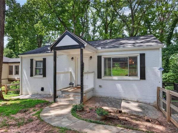 2162 Doris Drive , Decatur, GA 30034