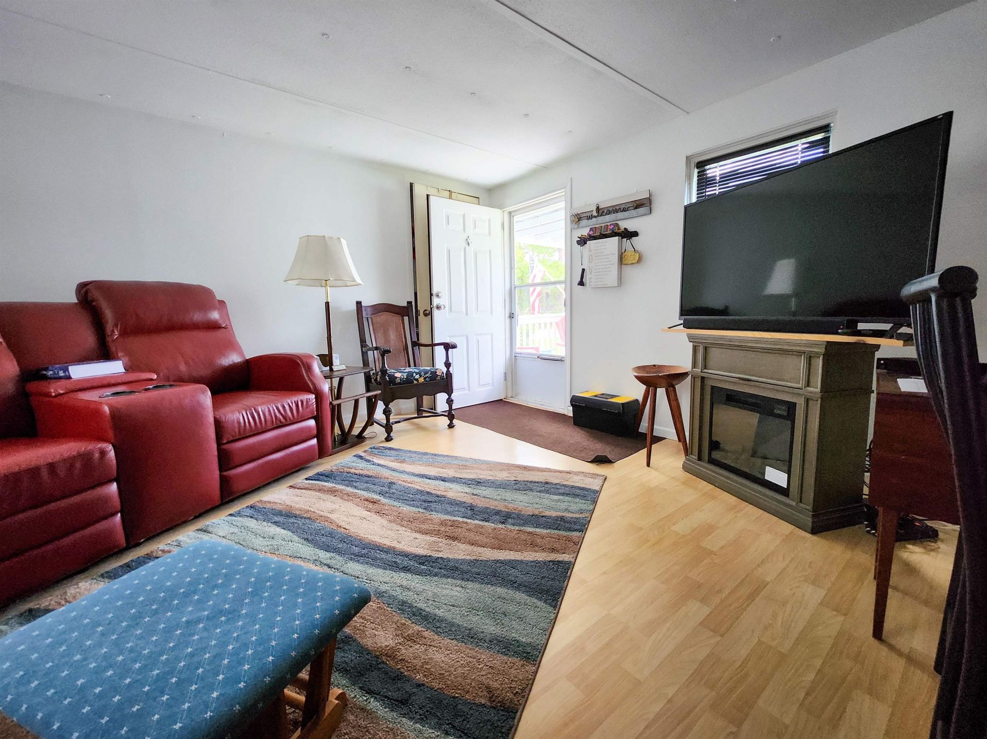 1520 Scorpio Ln. Photo 4