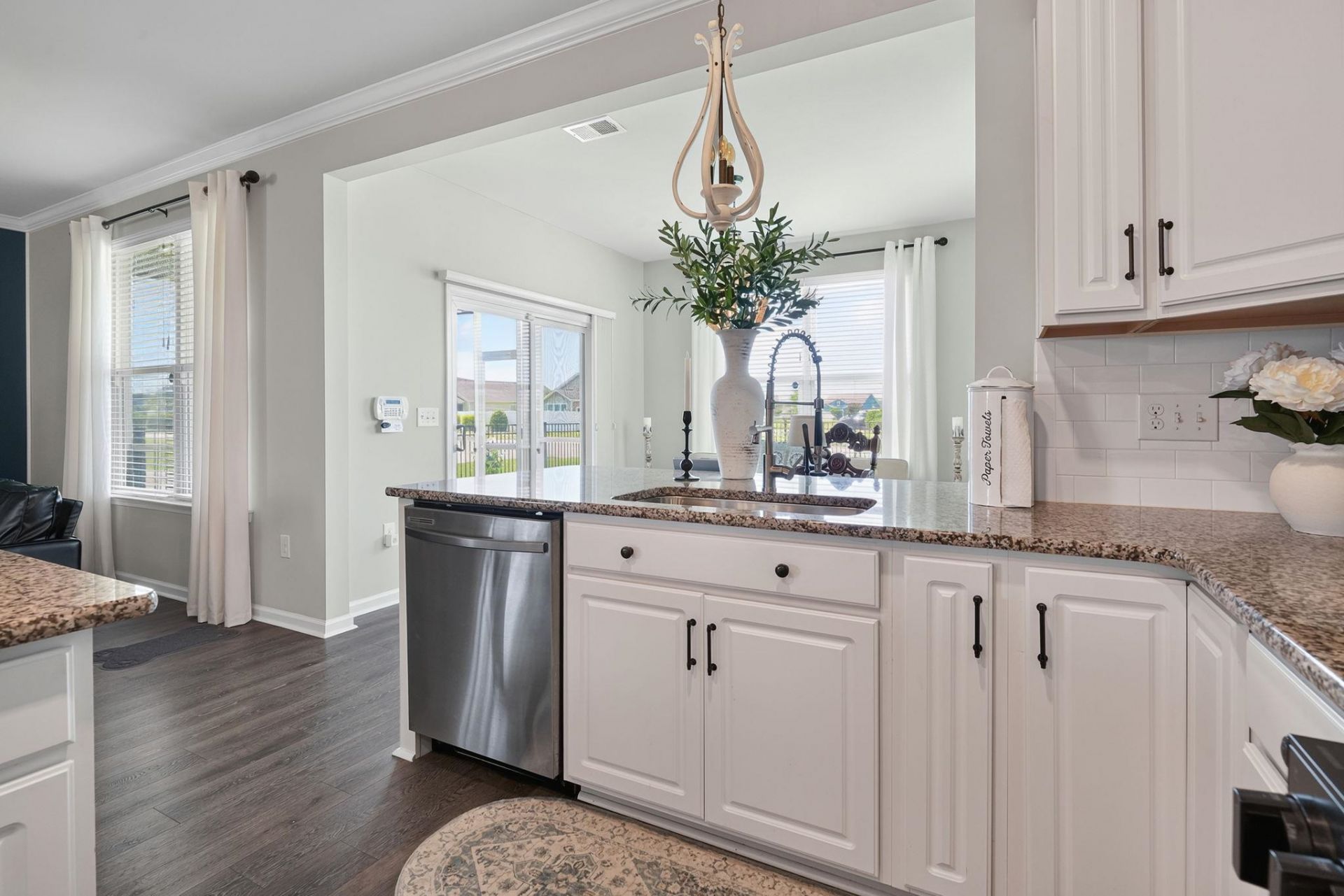 1346 Tessera Way  Photo 23
