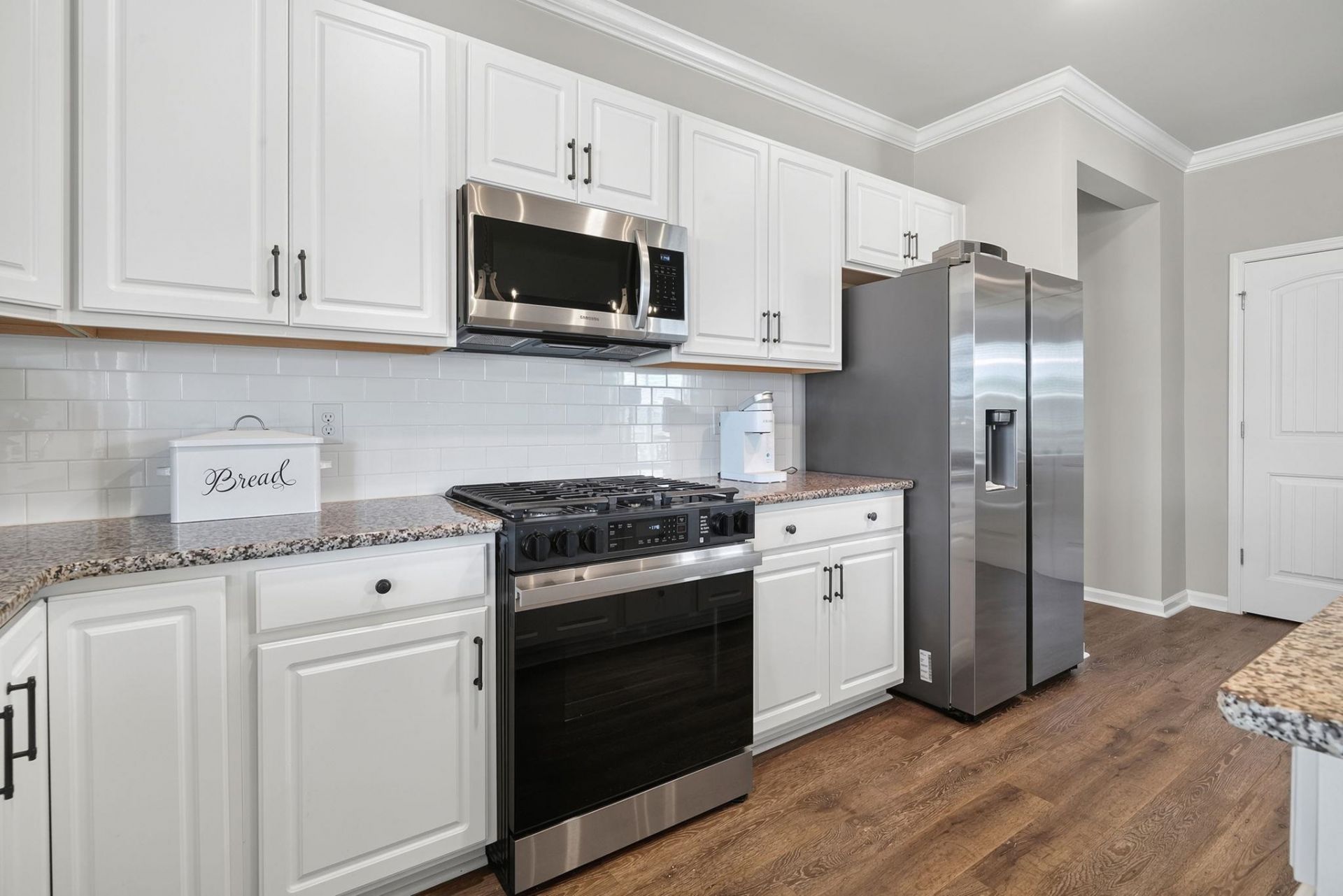 1346 Tessera Way  Photo 25