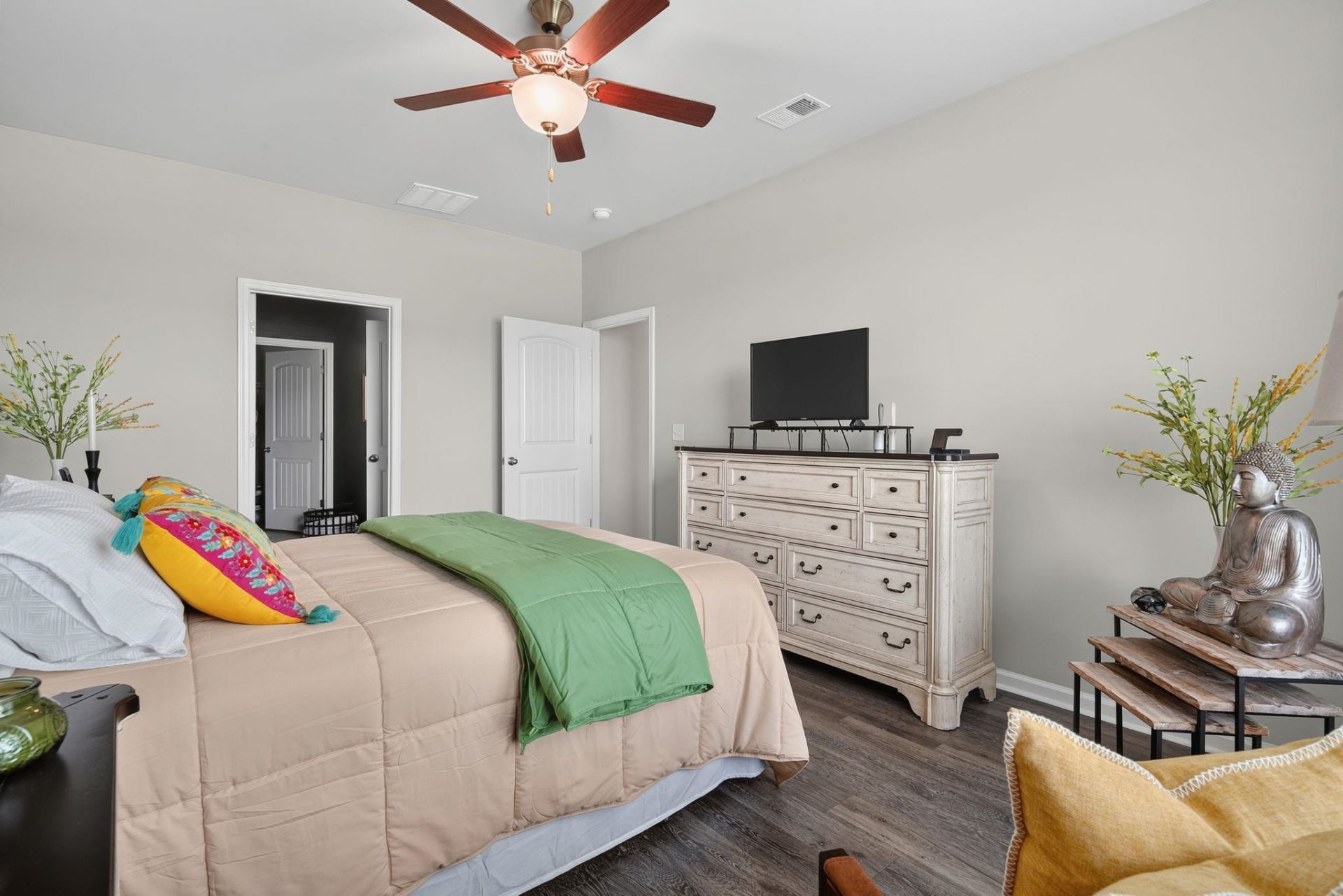 1346 Tessera Way  Photo 32