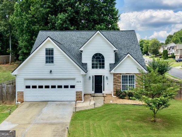 225 Shadetree Lane, Lawrenceville, GA 30044