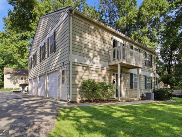 1329 Surrey Lane SW, Unit 7, Marietta, GA 30008