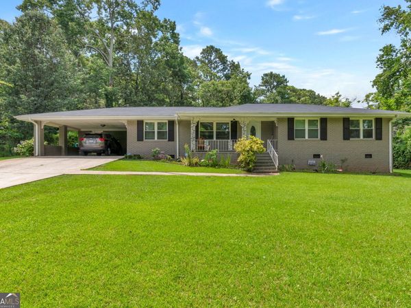 4854 Rosewood Drive SW, Lilburn, GA 30047