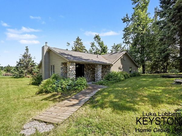 6079 M-32, Atlanta, MI 49709