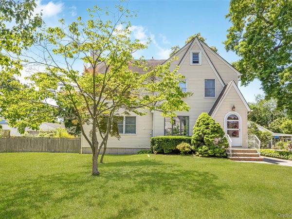 530 Elm Street, West Hempstead, NY 11552
