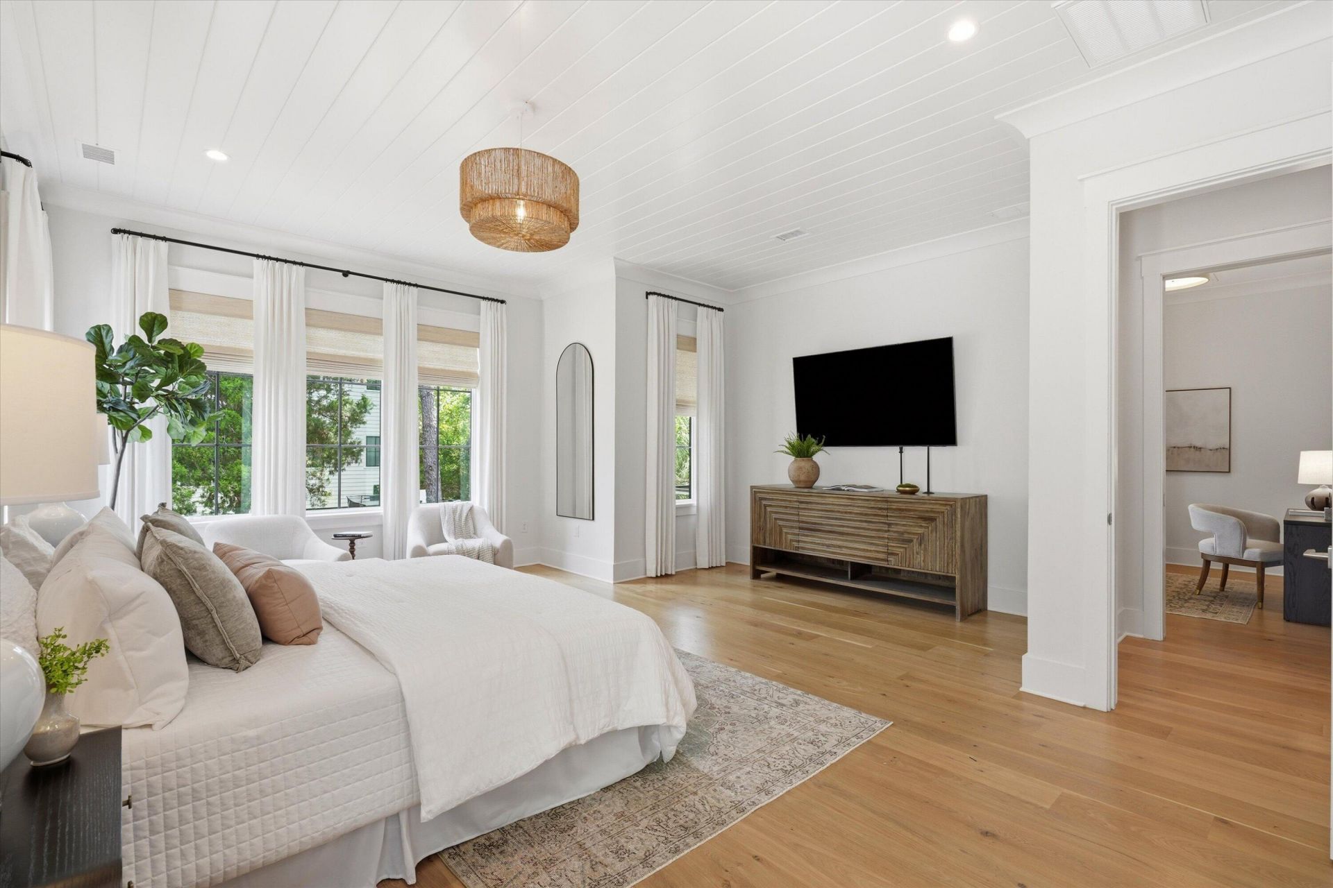 924 Pitt Street Photo 23