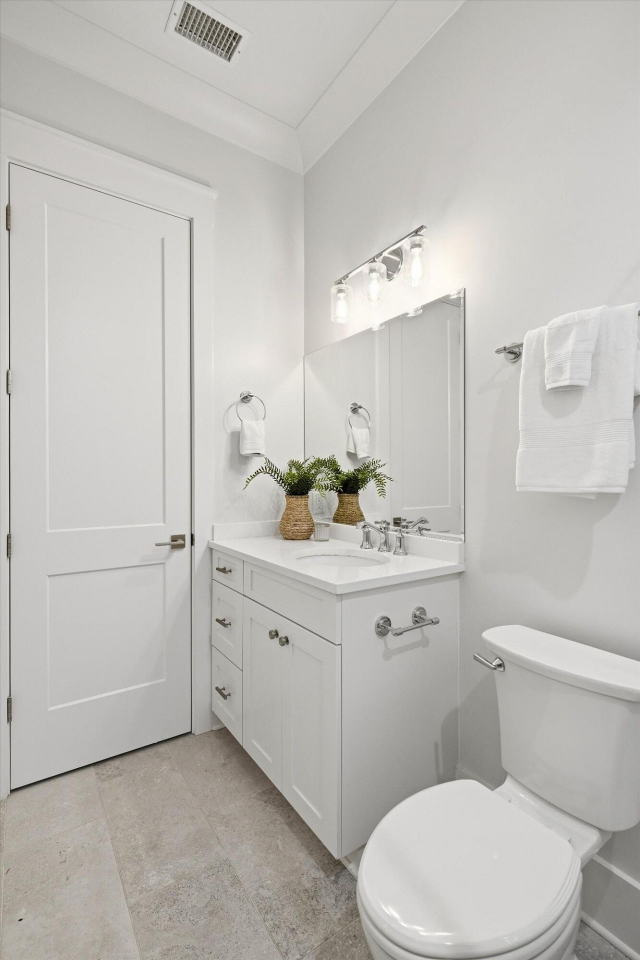 924 Pitt Street Photo 42