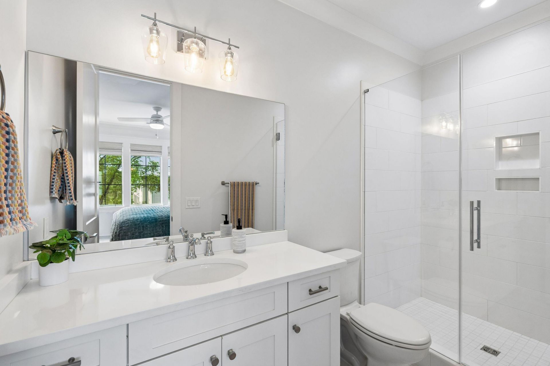 924 Pitt Street Photo 47