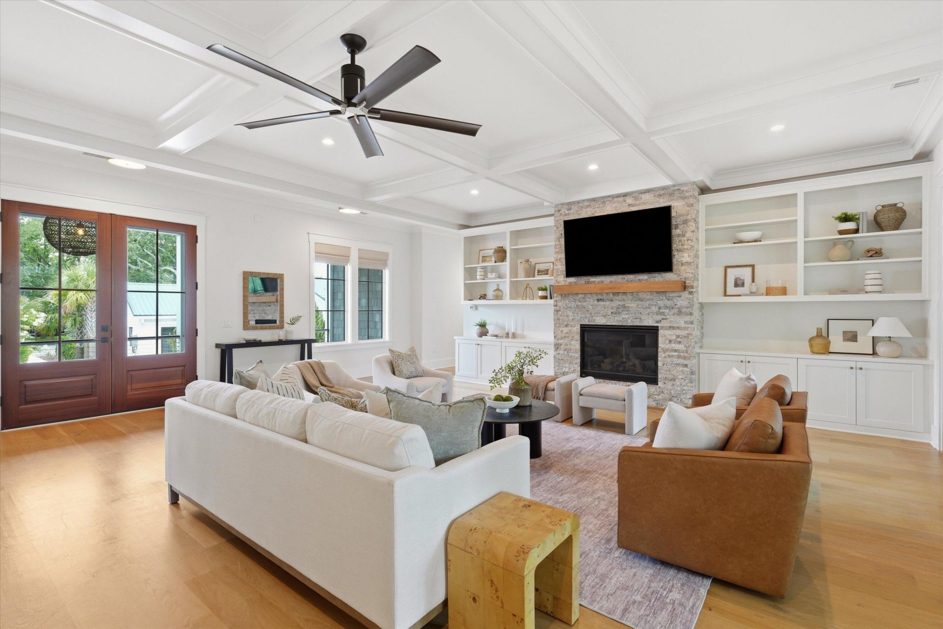 924 Pitt Street Photo 7