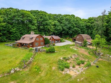 11 Pierce Lake Road, Antrim, NH 03440