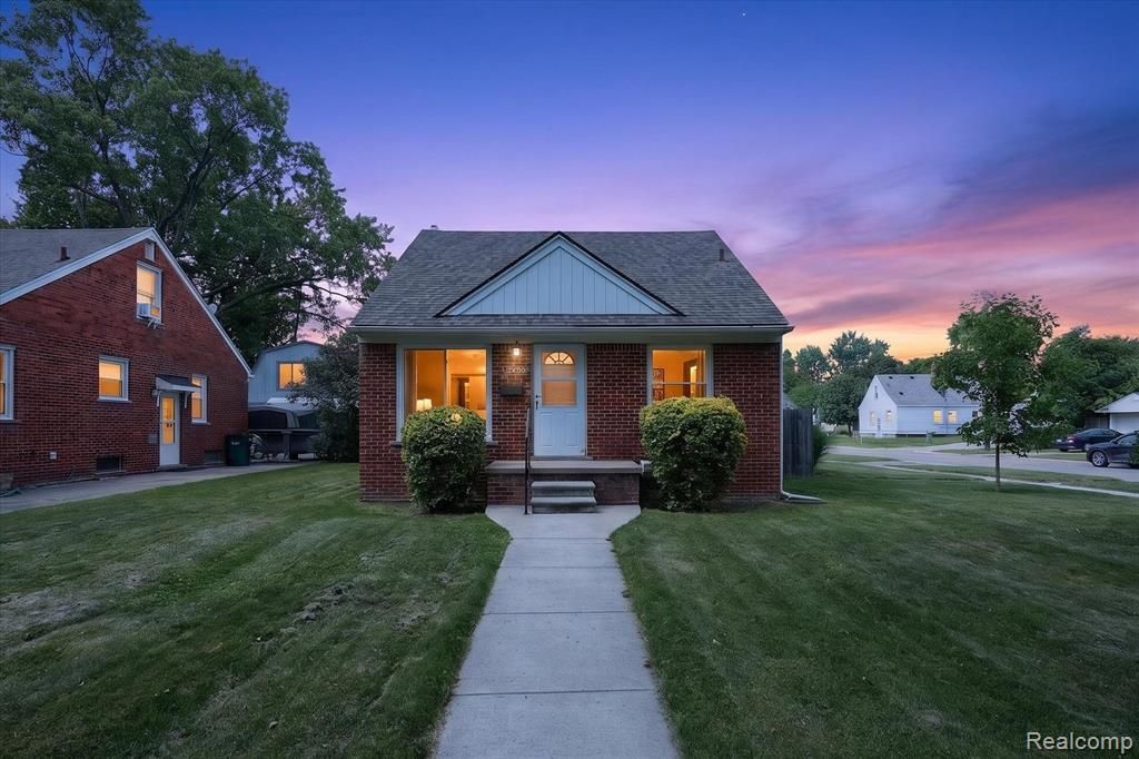 14010 Hart Street, Oak Park, MI 48237 Main Photo