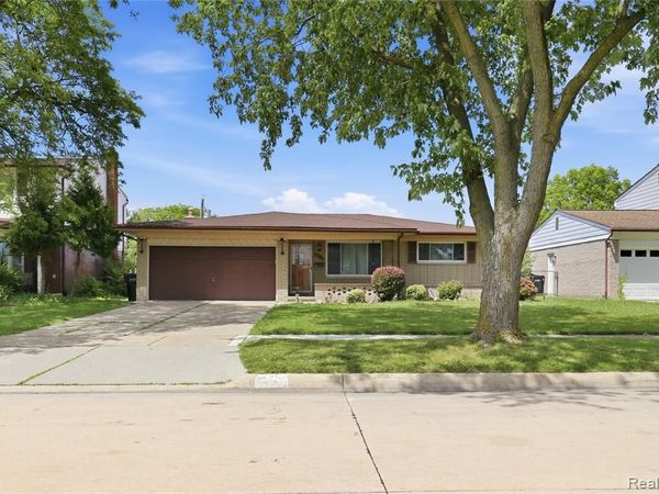 3125 Hedge Drive, Sterling Heights, MI 48310