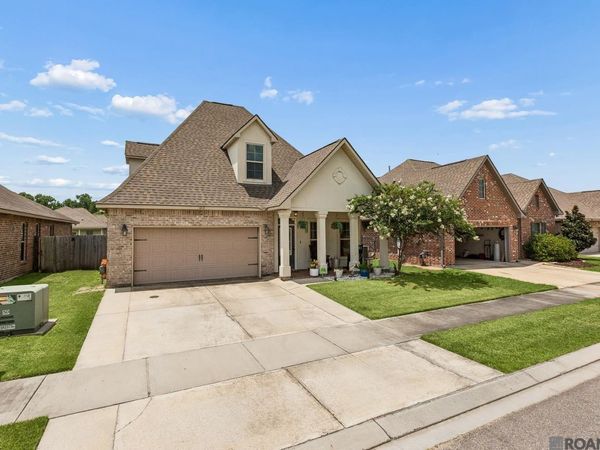 1218 Rustic Pine Dr, Baton Rouge, LA 70820