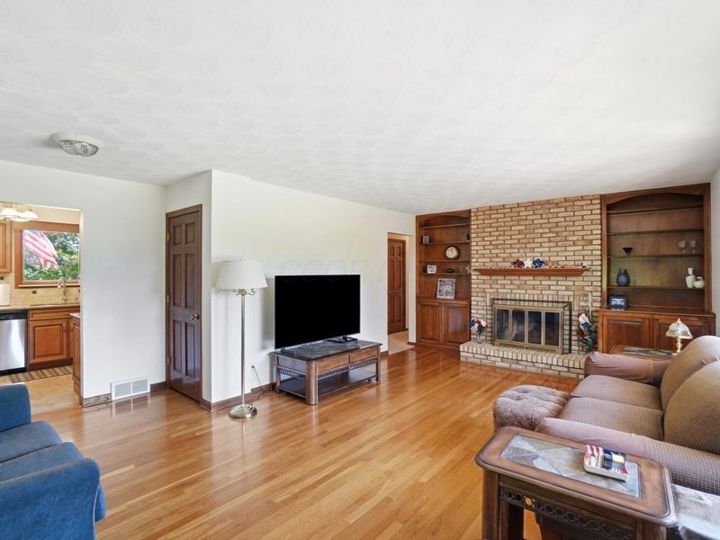 2262 Lewis Center Road, Lewis Center, OH 43035 Photo 10