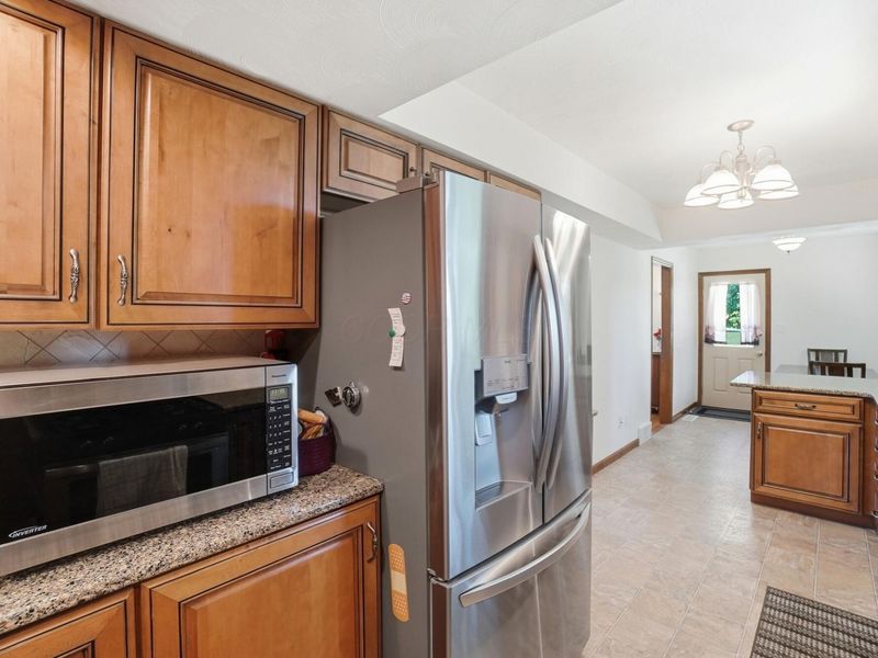 2262 Lewis Center Road, Lewis Center, OH 43035 Photo 16