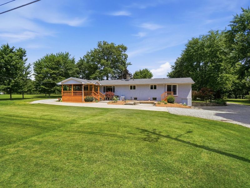2262 Lewis Center Road, Lewis Center, OH 43035 Photo 52