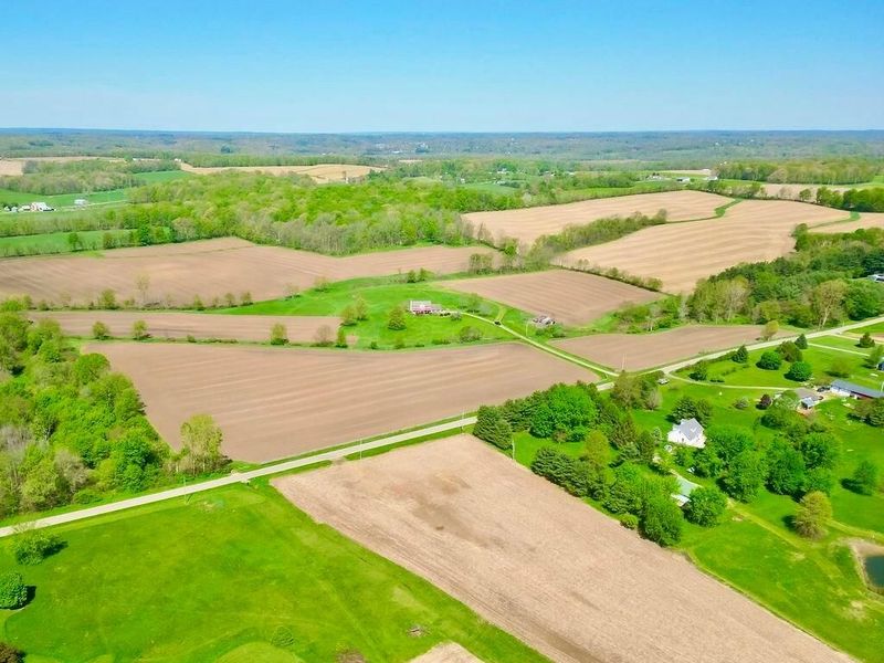 8381 Horn Road, Gambier, OH 43022 Photo 11