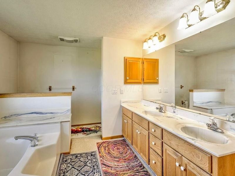 8381 Horn Road, Gambier, OH 43022 Photo 30