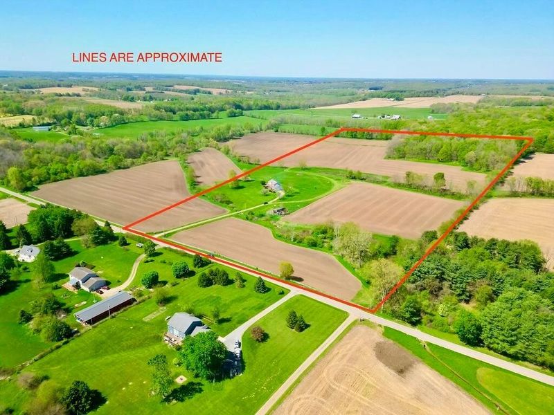 8381 Horn Road, Gambier, OH 43022 Photo 9