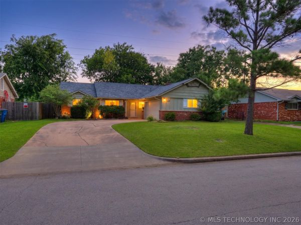 3830 S 90th East Avenue , Tulsa, OK 74145