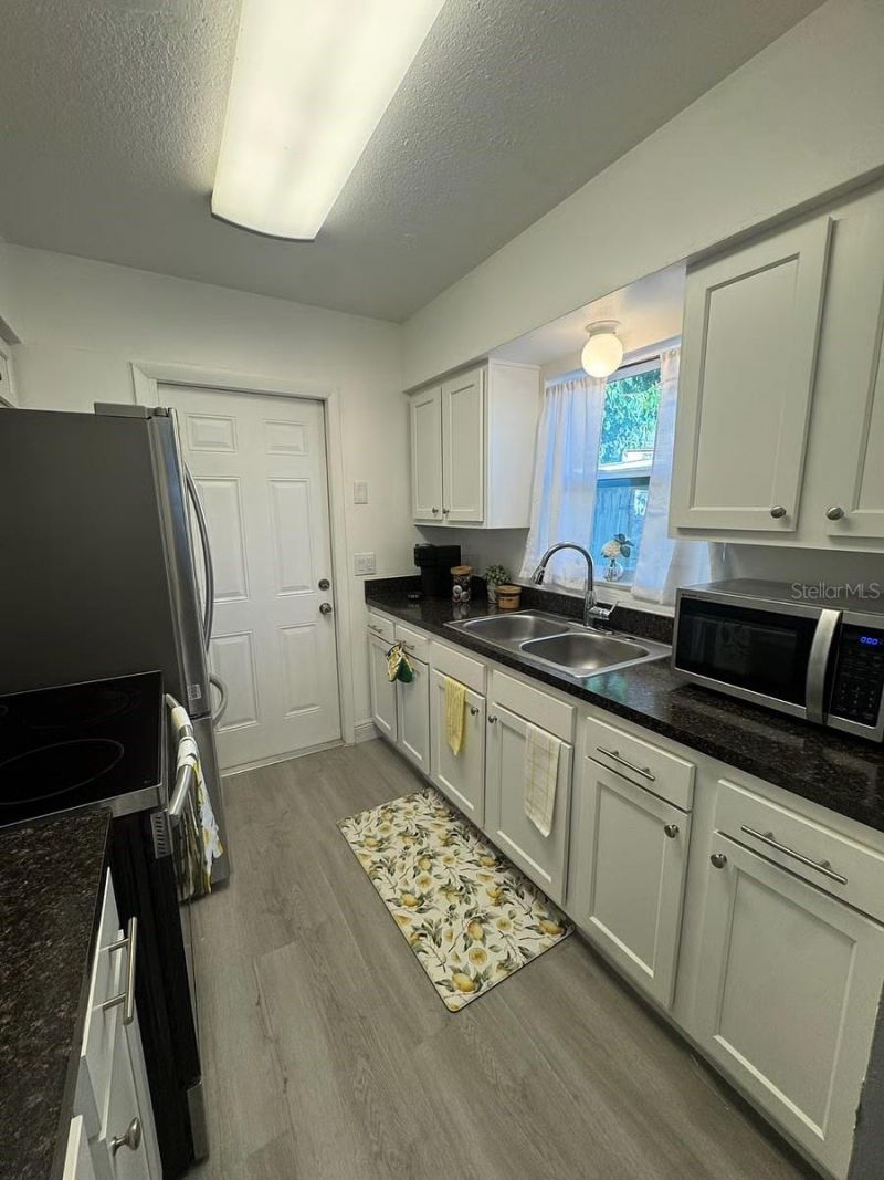 233 38th Avenue Se, Saint Petersburg, FL 33705 Photo