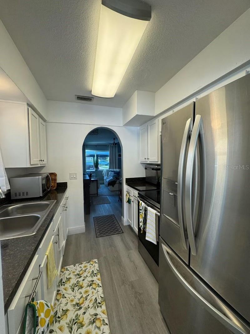 233 38th Avenue Se, Saint Petersburg, FL 33705 Photo