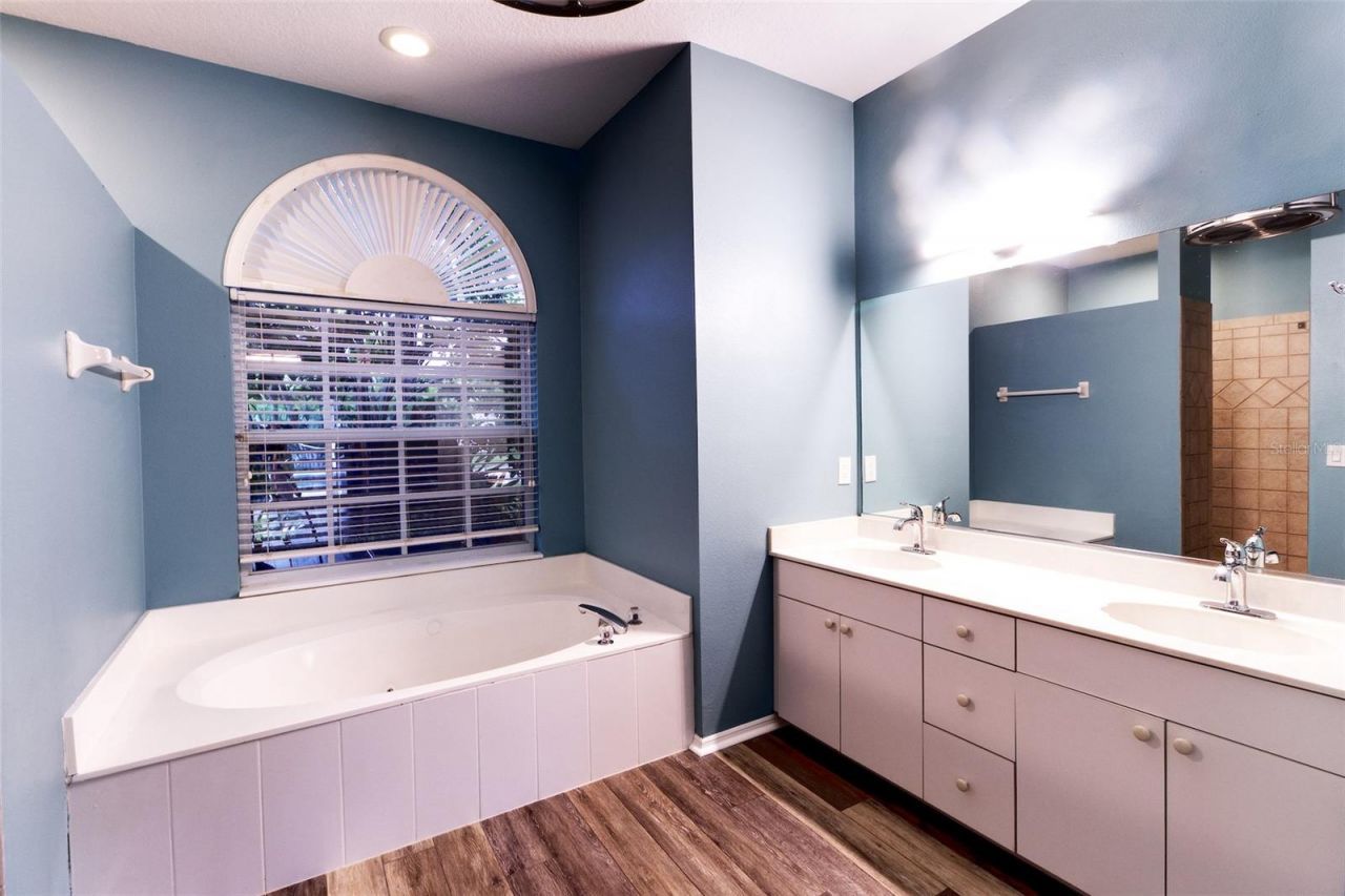 6734 60th Street Circle E, Palmetto, FL 34221 Photo