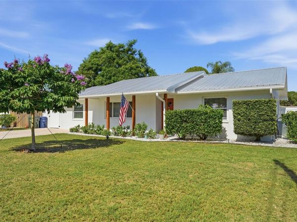 2600 CAMBRIDGE DRIVE, SARASOTA, FL 34232